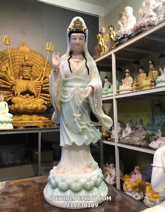 Nên thờ Phật Quan Âm đứng hay ngồi? Chọn ngày thỉnh Phật Quan Âm đúng nhất?