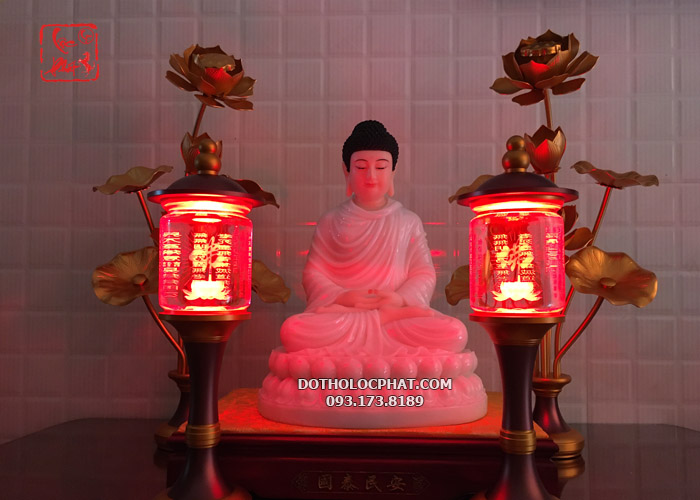 đèn trang trí bàn thờ phật có khắc chữ đẹp