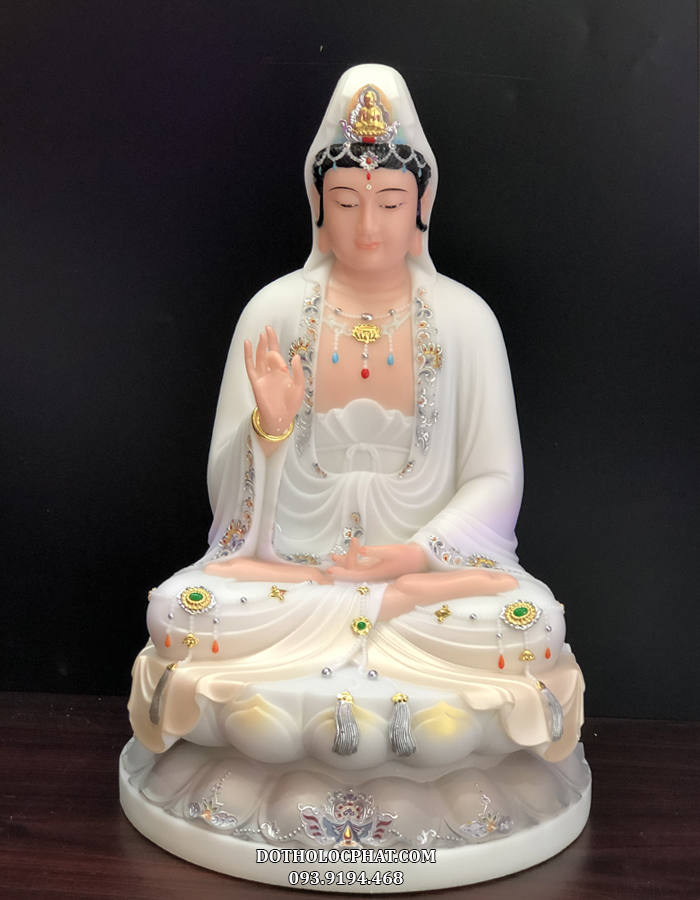 Mỗi tôn tượng của Lộc Phát đều được chạm khắc tinh xảo, tỉ mỉ trau chuốt trong từng đường nét chi tiết