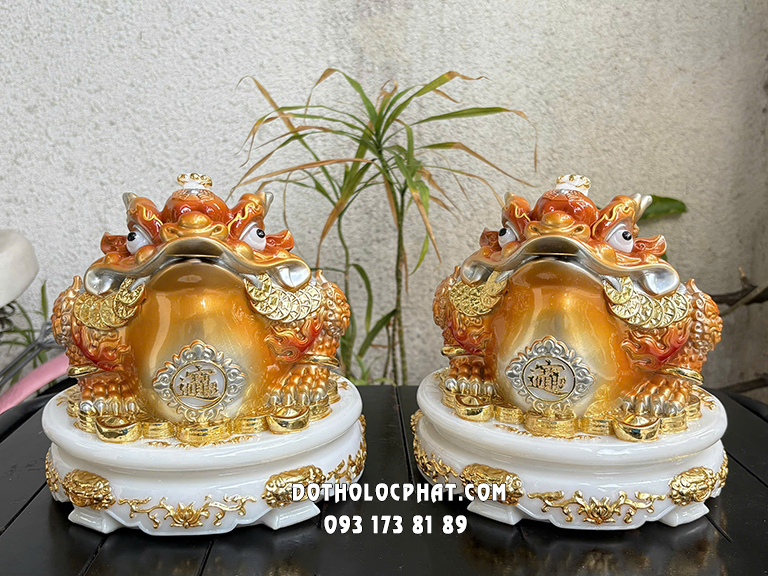 Cóc Ngậm Tiền Bằng Bột Đá Khoáng Vàng Cam CNT-017