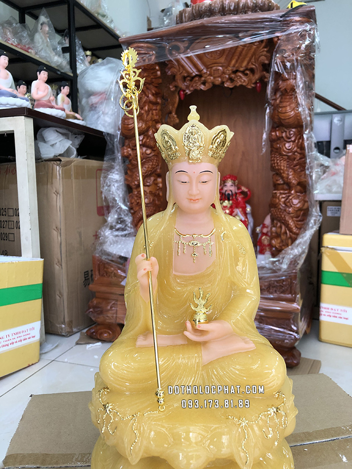 Địa Tạng Vương Bồ Tát Ngồi Thạch Anh Viền Vàng DT-029