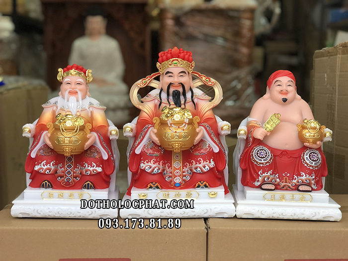 Bộ 3 ông Thần Tài Thổ Địa Thần Tiền Áo Gấm Đỏ Đế Hoa Văn TT-017