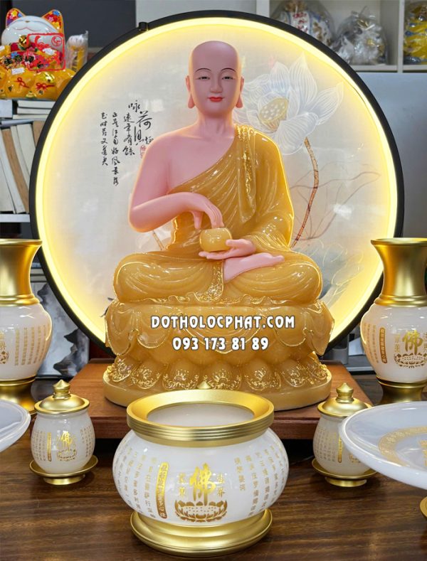 tuong-thanh-tang-sivali-thach-anh-vien-vang-3