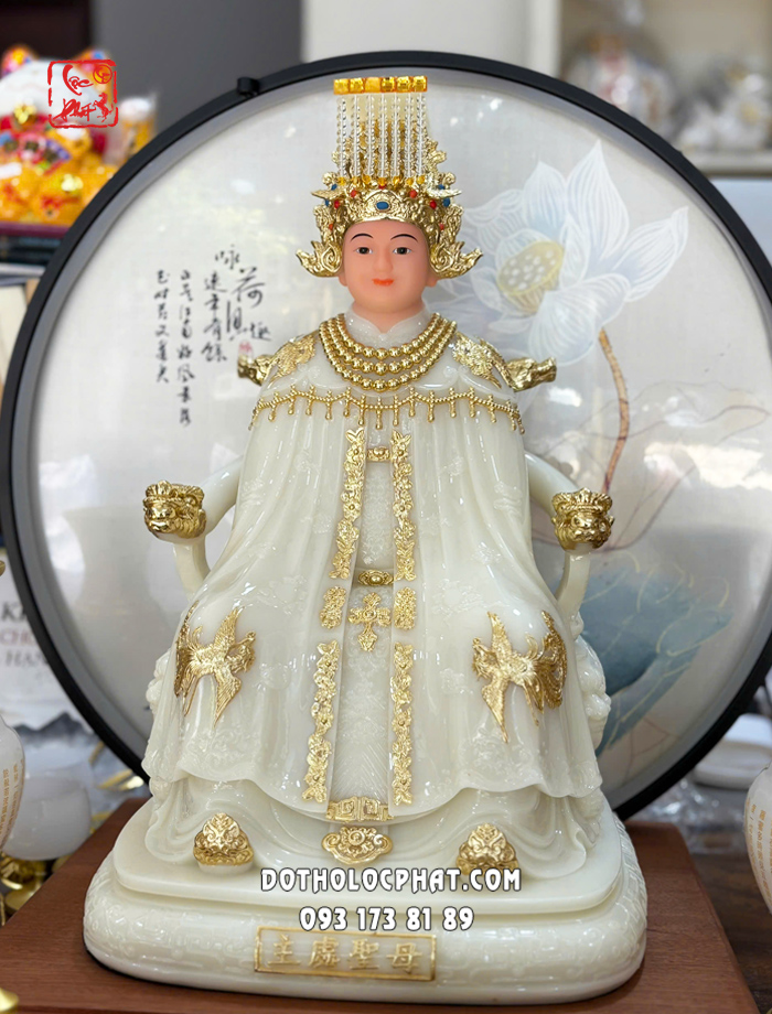 Tượng Bà Chúa Xứ áo trắng viền vàng bằng bột đá đẹp nhất