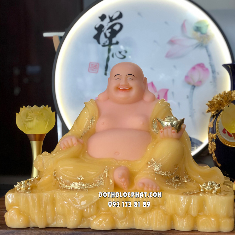 Tượng Phật Di Lặc thạch anh ngự đá áo rũ viền vàng đẹp
