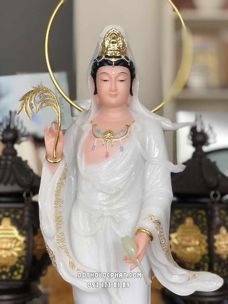 Tượng Phật Quan Âm Đứng Áo Trắng Hào Quang Vòng QABT-068