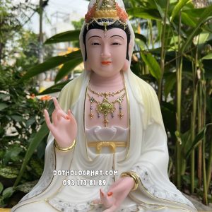 Tượng Quan Âm Bồ Tát Áo Màu Khoáng Nạm Ngọc QABT-076