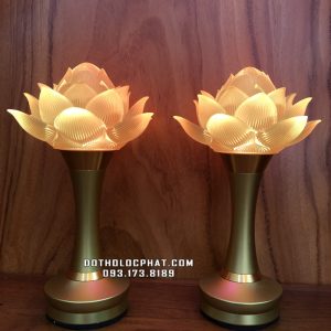 đèn thờ cúng sen nở 3 tầng lưu ly đổi màu vàng đẹp