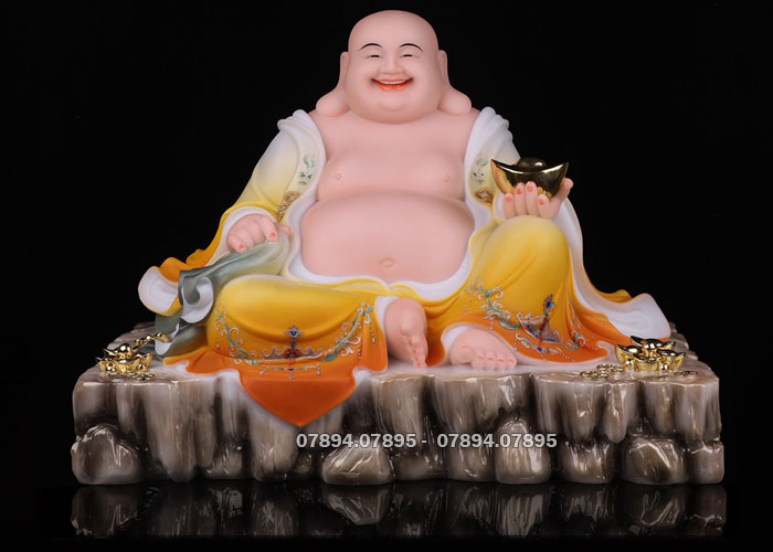 Tượng Phật Di Lặc áo gấm vàng ngự đá đẹp