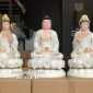 Tây Phương Tam Thánh Ngồi Áo Trắng Rũ Viền Vàng TPTT-053