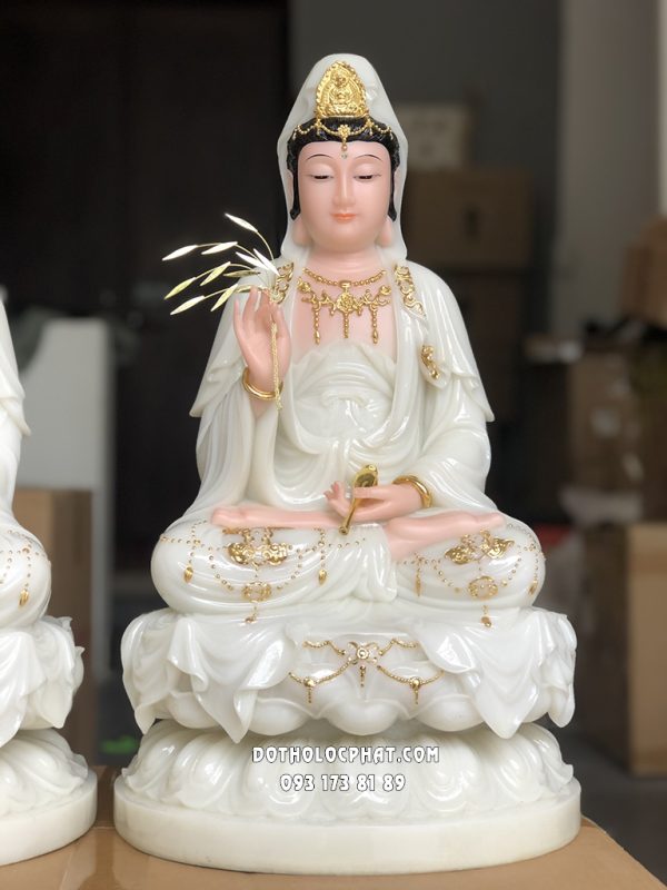 tay-phuong-tam-thanh-ngoi-ao-trang-ru-vien-vang-tptt-053-8