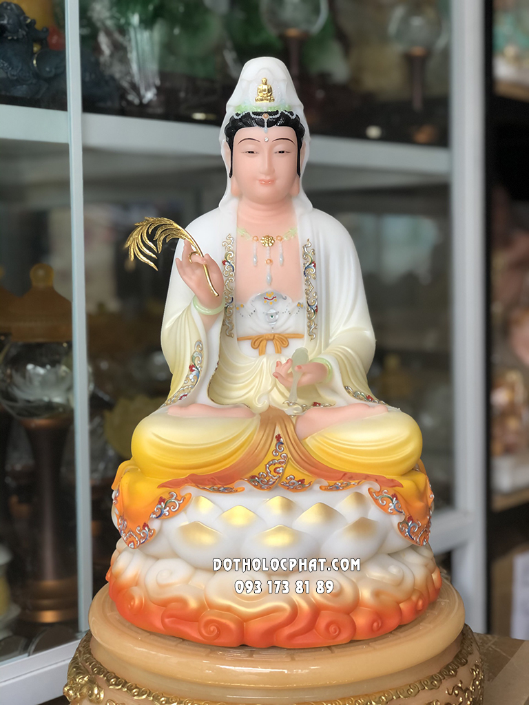 Tượng Mẹ Quan Âm Áo Gấm Cam Đế Vân Mây QABT-090