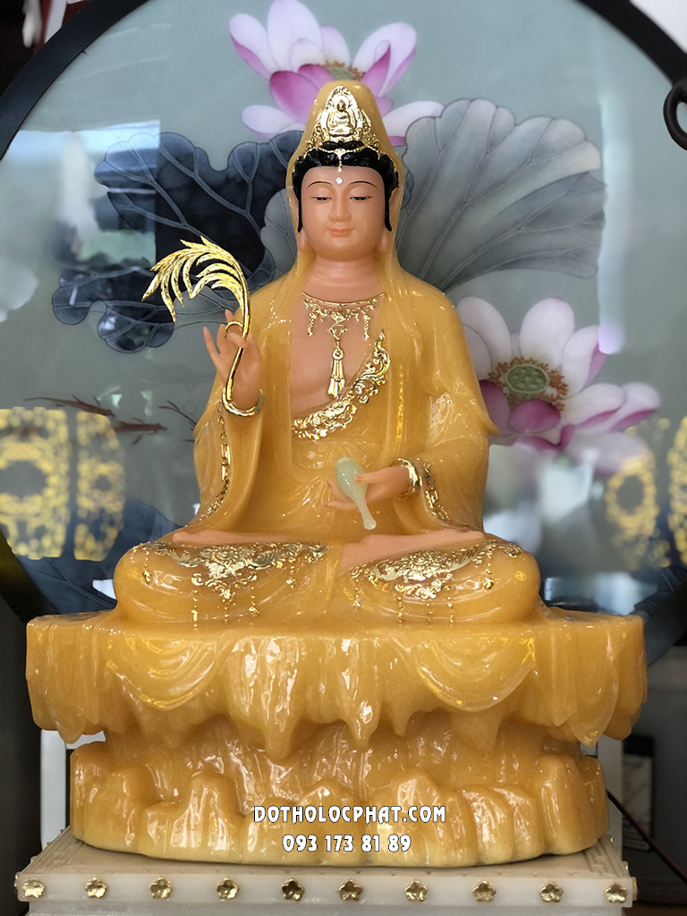 Tượng Quan Âm Bồ Tát Ngồi Bệ Đá Thạch Anh QABT-093