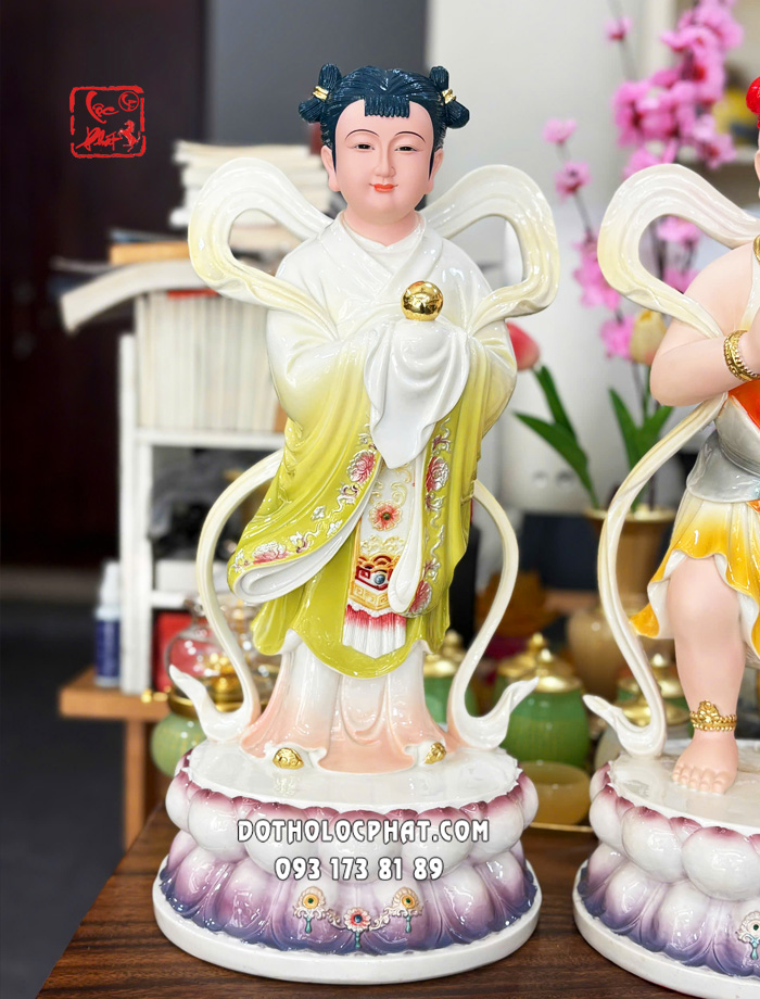 tuong-tien-dong-ngoc-nu-de-sen-tron-poly-4