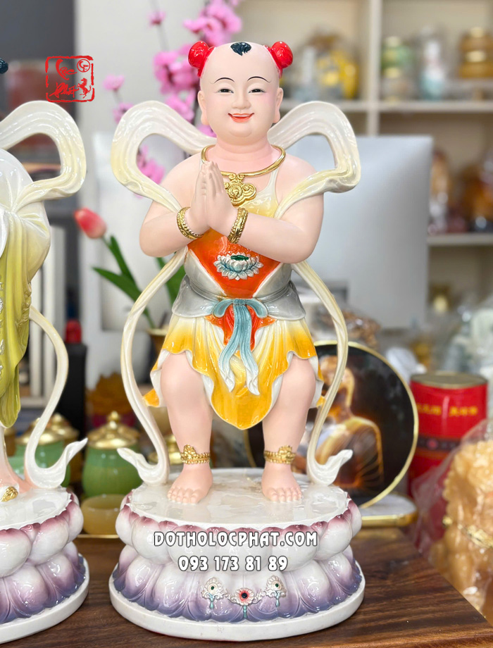tuong-tien-dong-ngoc-nu-de-sen-tron-poly-5