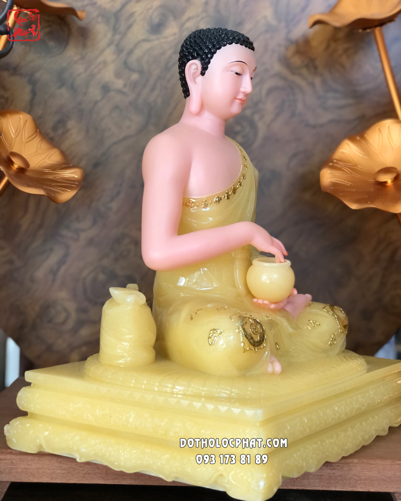 Tượng Thánh Tăng Tài Lộc Sivali bằng bột đá thạch anh viền vàng đẹp nhất tại hcm