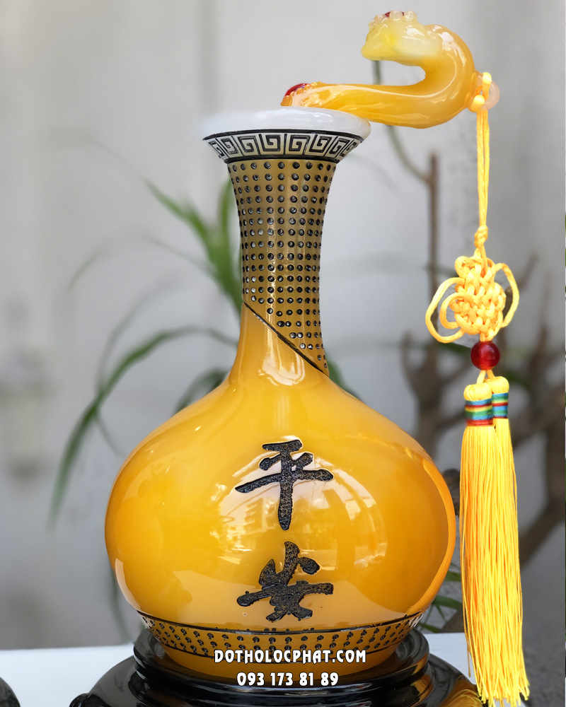Lục Bình phong thủy tài lộc như ý bình an màu vàng