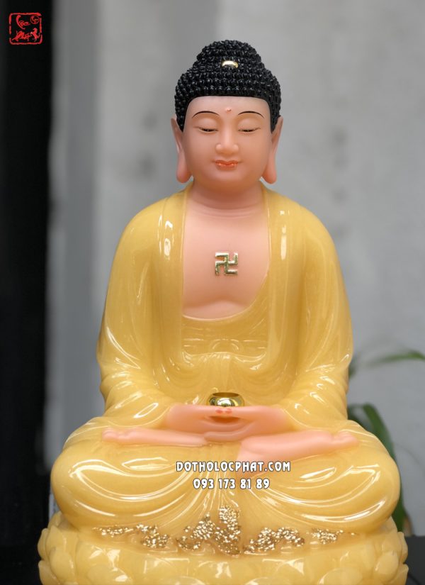tuong-phat-a-di-da-thach-anh-2