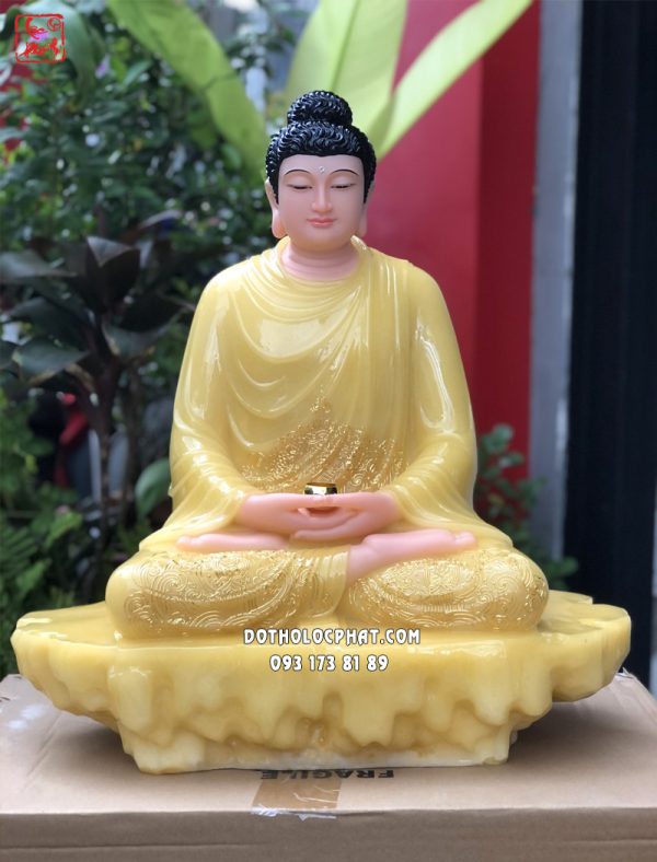 tuong-phat-thich-ca-thach-anh-be-da-1