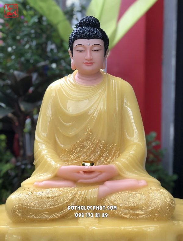 tuong-phat-thich-ca-thach-anh-be-da-2