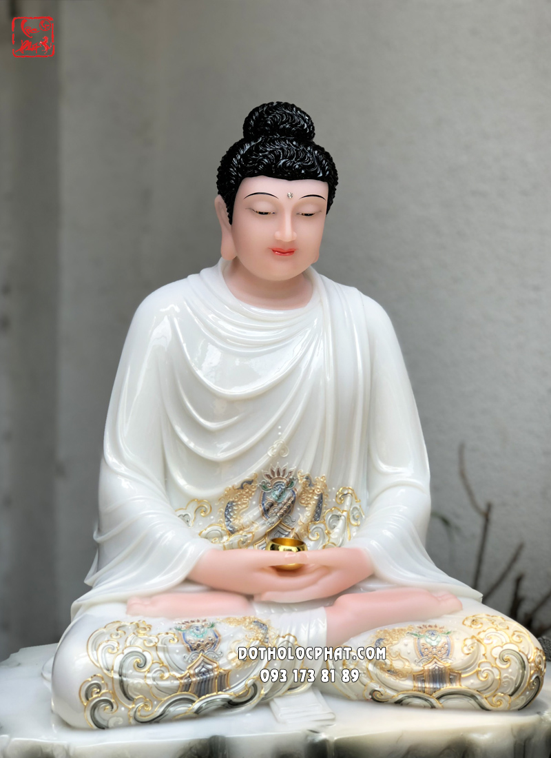Tượng Phật Thích Ca tĩnh tâm trắng áo hoa ngồi bệ đá
