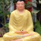 Tượng Phật Thích Ca thạch anh ngồi bệ đá áo rũ