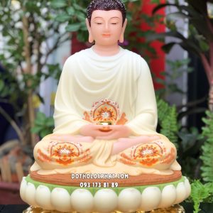 Tượng Phật Thích Ca tĩnh tâm gấm vàng đế mây dát vàng