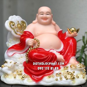 Tượng Phật Di Lặc như ý ngự mây áo đỏ