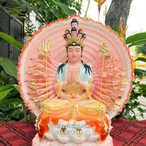Tượng Thiên Thủ Thiên Nhãn Bồ Tát ngồi đài sen đế mây hồng