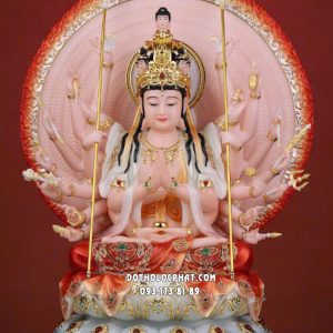 Tượng Thiên Thủ Thiên Nhãn Gấm Đỏ Đế Sen Viền Vàng TTTN-008