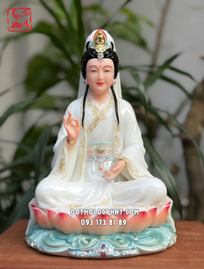 Tượng Quan Âm Bồ Tát áo trắng viền vàng ngồi đài sen