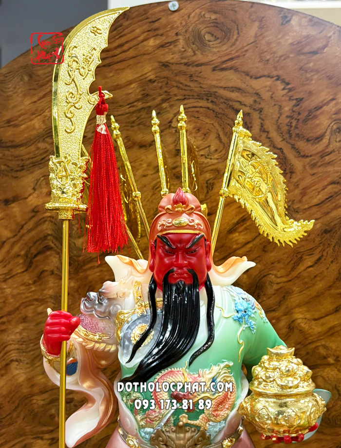 Tượng Quan Công áo gấm hũ vàng chống đao cưỡi rồng