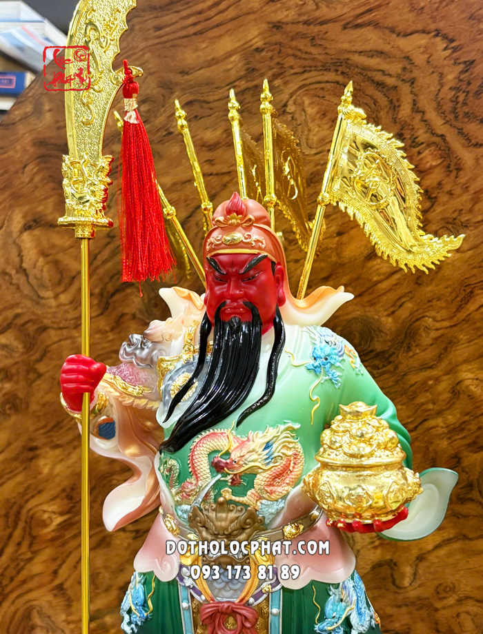 Tượng Quan Công áo gấm hũ vàng chống đao cưỡi rồng