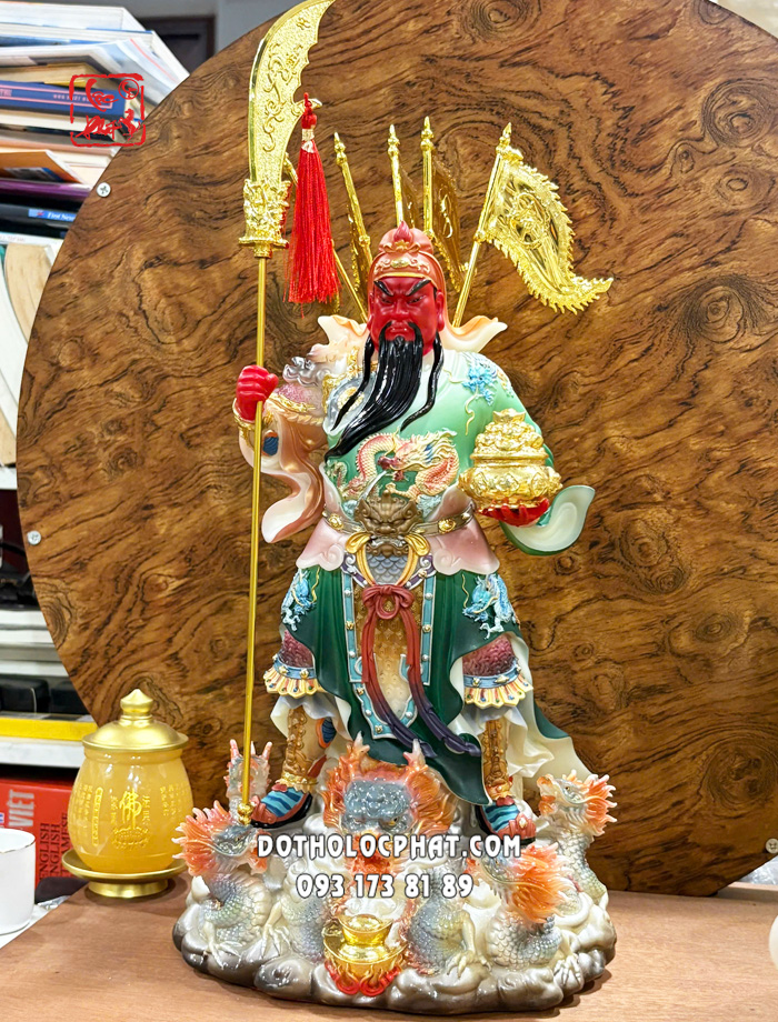 Tượng Quan Công áo gấm hũ vàng chống đao cưỡi rồng