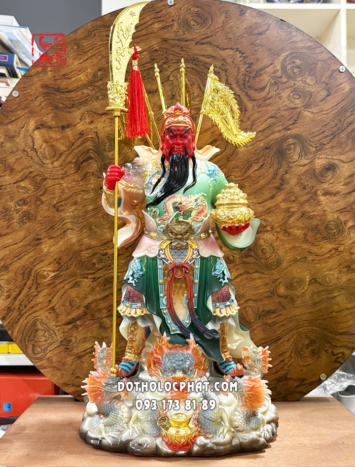 Tượng Quan Công áo gấm hũ vàng chống đao cưỡi rồng