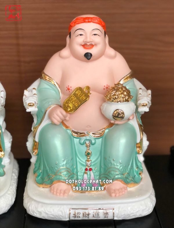 tuong-than-tai-tho-dia-ao-xanh-hu-vang-5