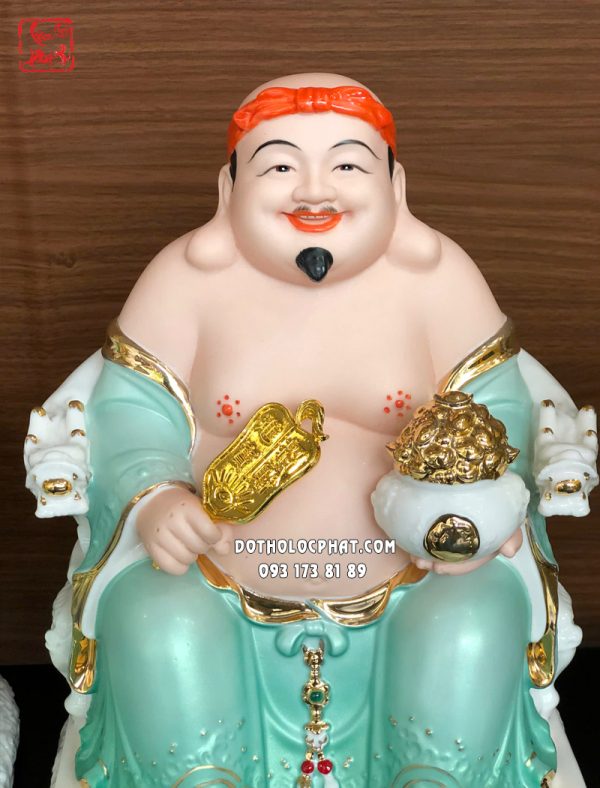 tuong-than-tai-tho-dia-ao-xanh-hu-vang-7