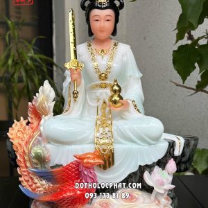 Tượng Cửu Thiên Huyền Nữ áo xanh ngọc ngồi bệ đá