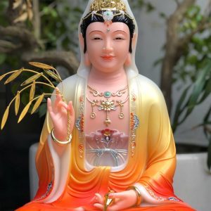 Tượng Quan Âm Bồ Tát áo gấm đỏ đế sen sóng nước