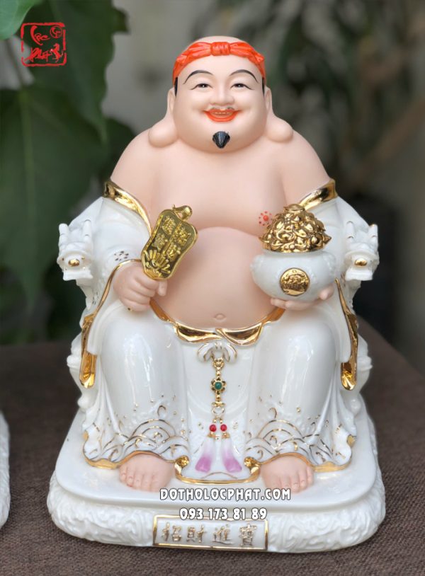 tuong-than-tai-tho-dia-trang-hu-vang-2