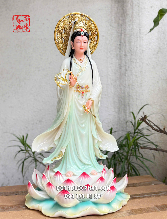 tuong-quan-am-bo-tat-hoa-sen-ao-xanh-hao-quang-8