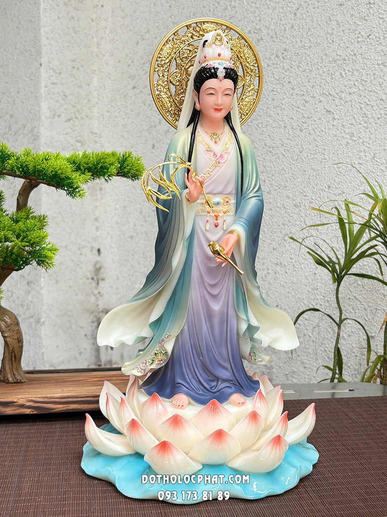 Tượng Quan Âm Liên Hoa Đứng Áo Lam Hào Quang QABT-141