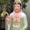tuong-quan-am-xanh-ngoc-bich-de-sen-song-nuoc-4