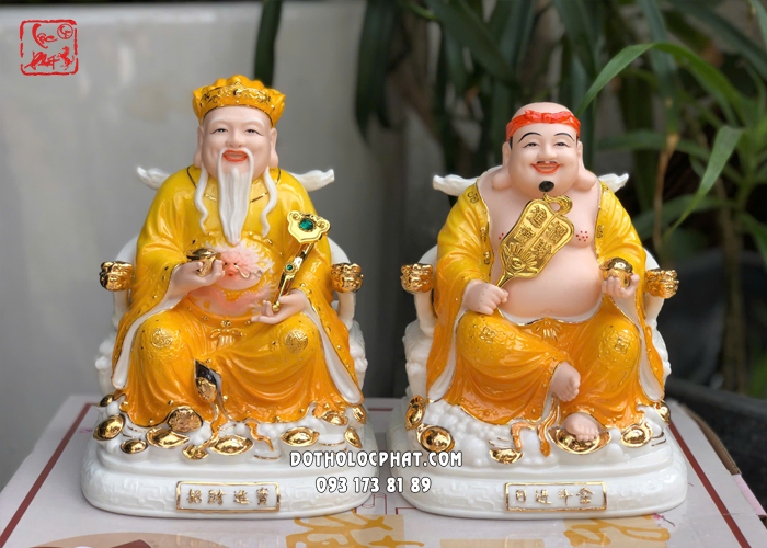 Tượng Thần Tài Thổ Địa thỏi vàng sứ vàng ngồi ghế rồng