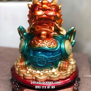 Tượng Tỳ Hưu phong thủy bách tài lam ngọc cam vàng đứng núi vàng đế tròn