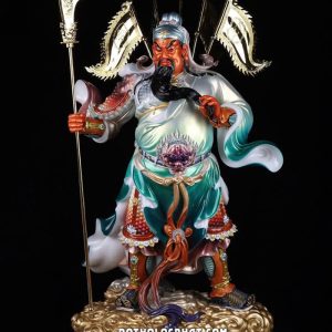 Tượng Quan Công trấn ải áo xanh đế mây
