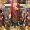 tuong-tay-phuong-tam-thanh-dung-gam-do-de-sen-vang-2