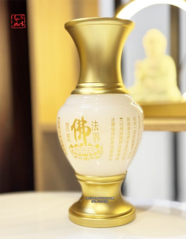 bình bông cúng Phật bằng bột đá trắng khắc tâm kinh chữ Phật
