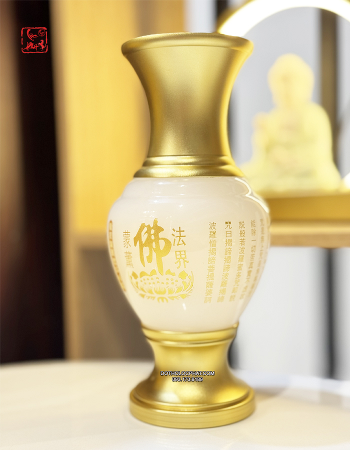 bình bông cúng Phật bằng bột đá trắng khắc tâm kinh chữ Phật
