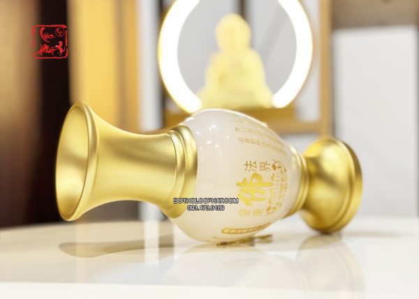 bình bông cúng Phật bằng bột đá trắng khắc tâm kinh chữ Phật